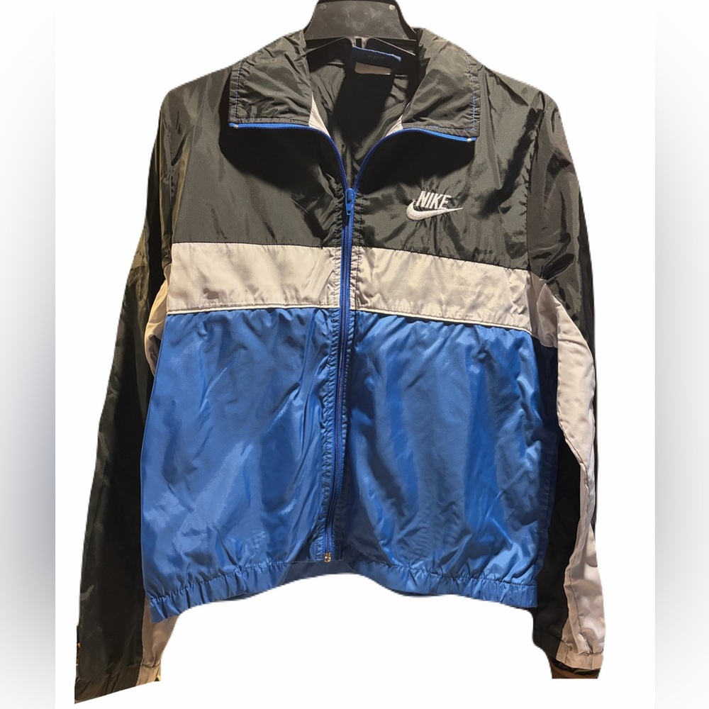 Nike Men's Black, White, and Blue Windbreaker